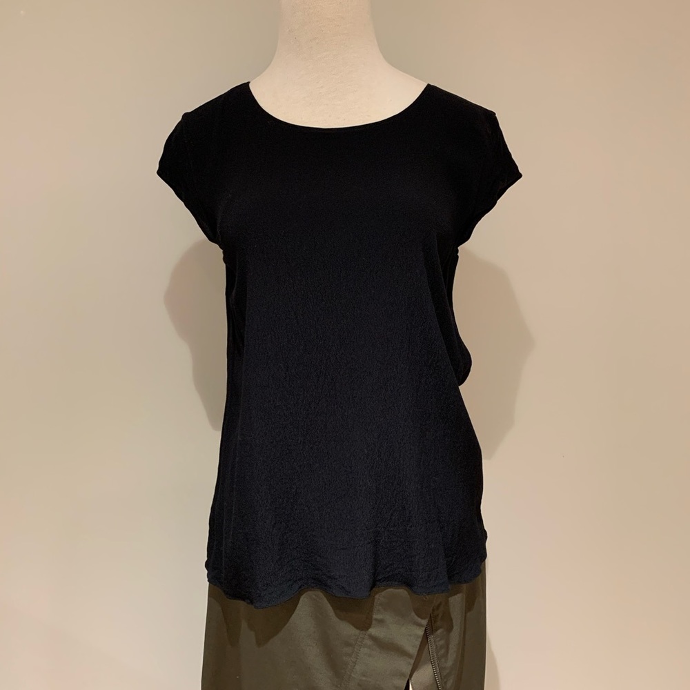 Aritzia Wilfred Free cap sleeves top in black Sz S